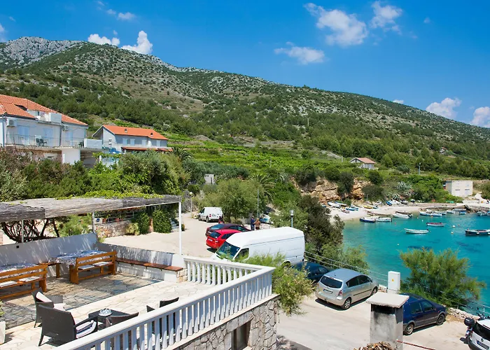 Pansion Marjan Konukevi 3*