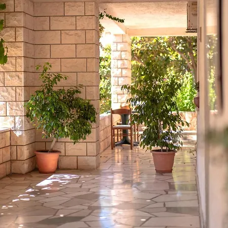 Pansion Marjan Guest house 3*
