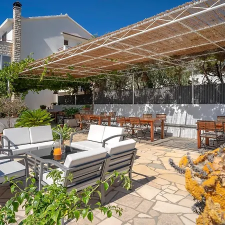 Pansion Marjan Guest house 3*