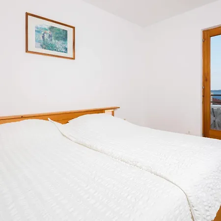 Guest house Pansion Marjan Zavala