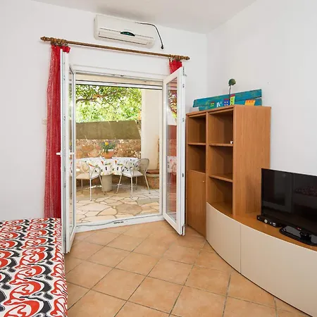 Pansion Marjan Guest house Zavala