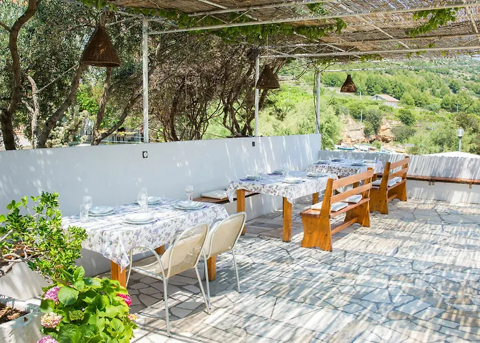 Pansion Marjan 招待所