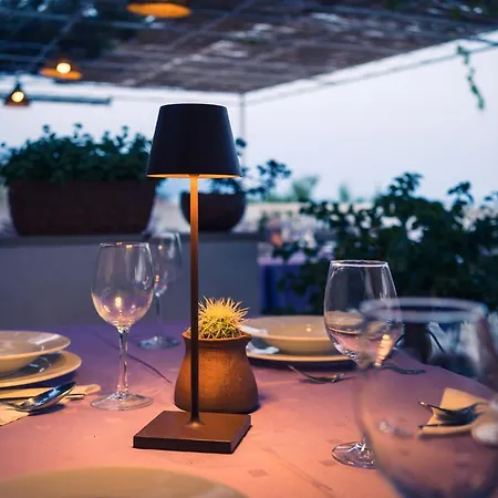 Pansion Marjan 자발라